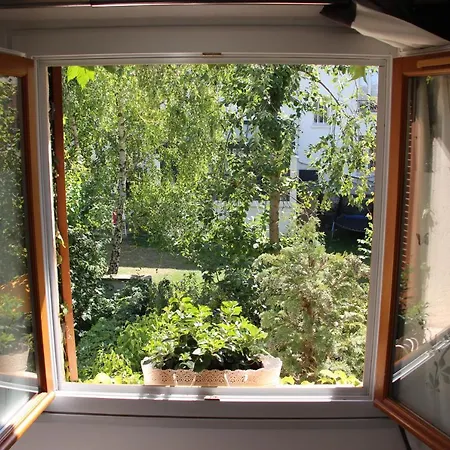 La Bambouseraie Bed & Breakfast *