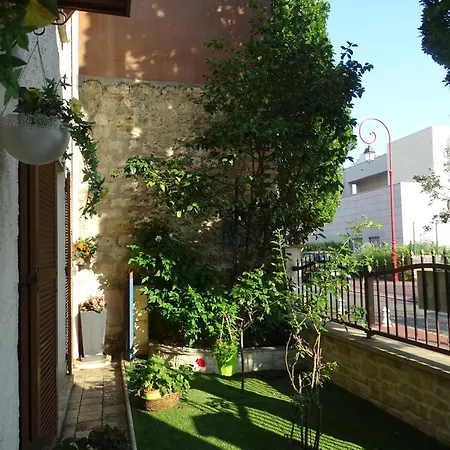 La Bambouseraie Couette-café