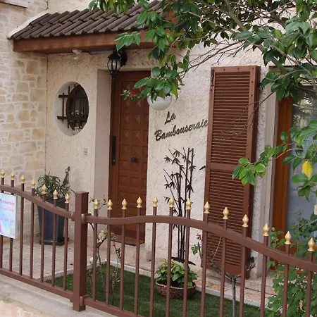 La Bambouseraie Bed & Breakfast *